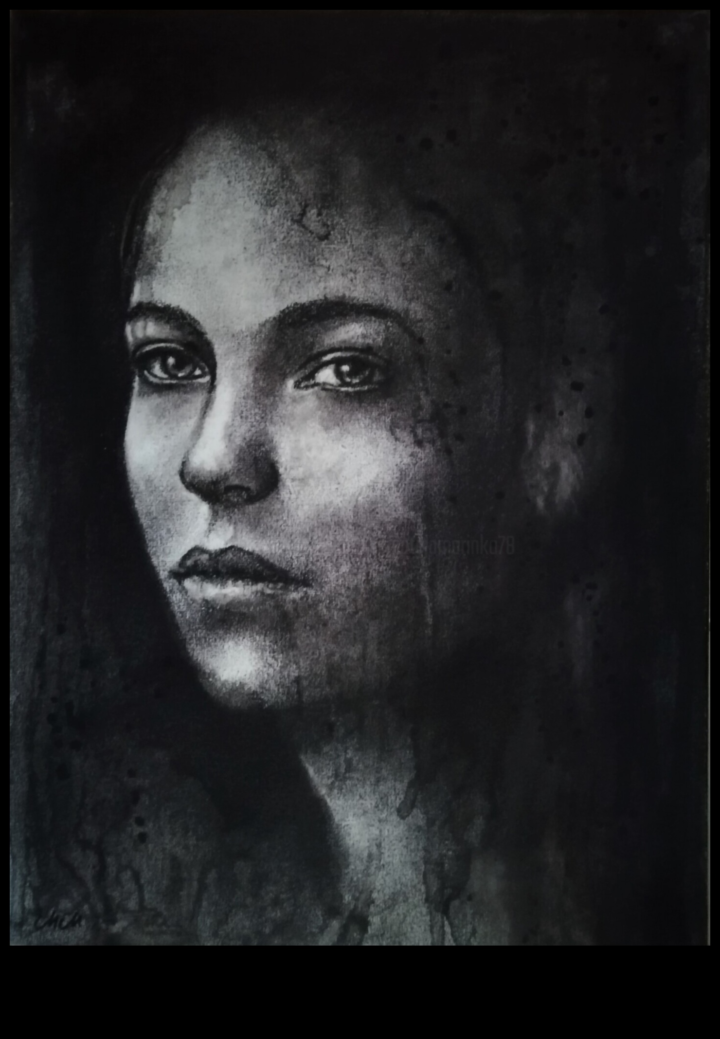 מעבר לריאליזם: בחינת אפשרויות מופשטות עם פחם