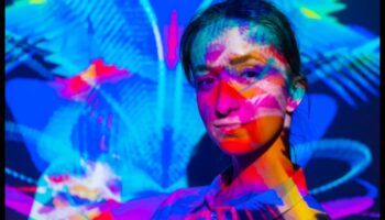 חזותיים דיגיטליים: יצירת חוויות וירטואליות בלתי נשכחות