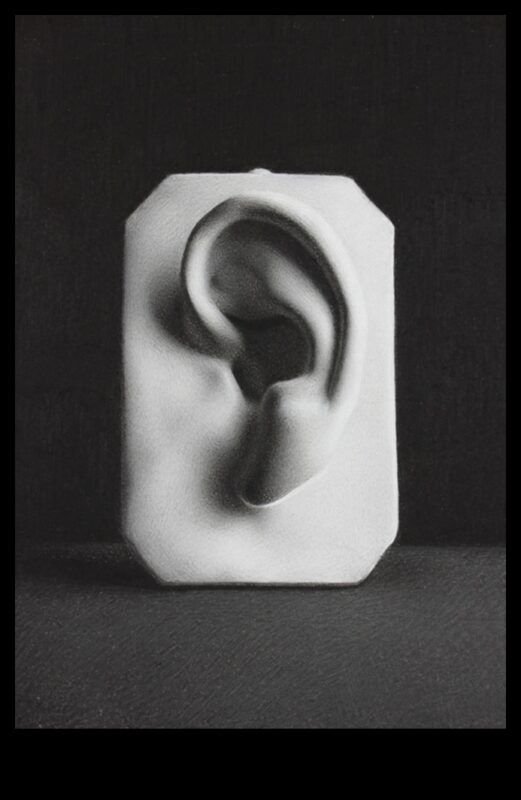 מעבר לריאליזם: בחינת אפשרויות מופשטות עם פחם